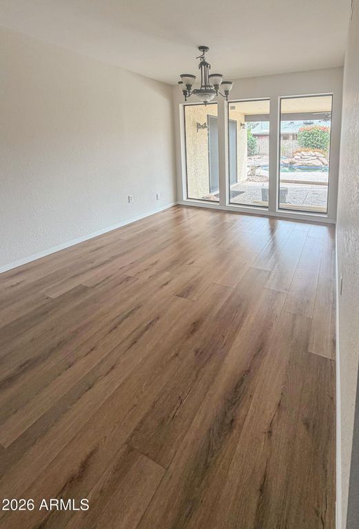 5115 W MERCER Lane, Glendale, AZ 85304