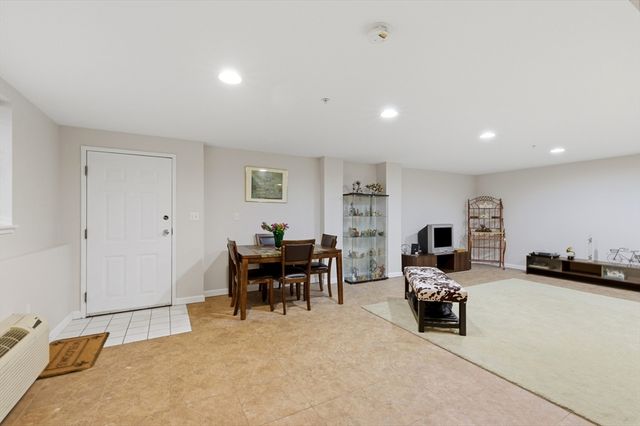 30 Franklin Street 113, Malden, MA 02148
