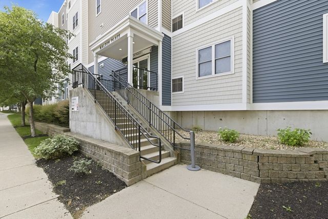 30 Franklin Street 113, Malden, MA 02148