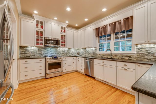 117 Quail Heights Court, Kingsport, TN 37663