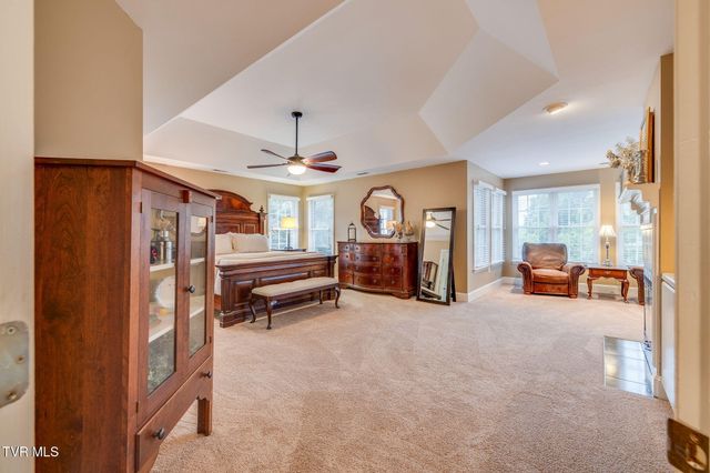 117 Quail Heights Court, Kingsport, TN 37663