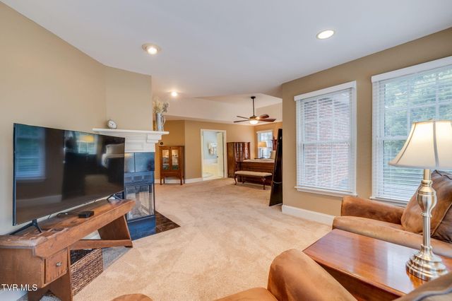 117 Quail Heights Court, Kingsport, TN 37663