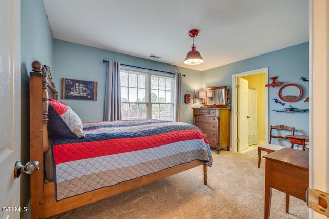 117 Quail Heights Court, Kingsport, TN 37663