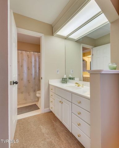 117 Quail Heights Court, Kingsport, TN 37663