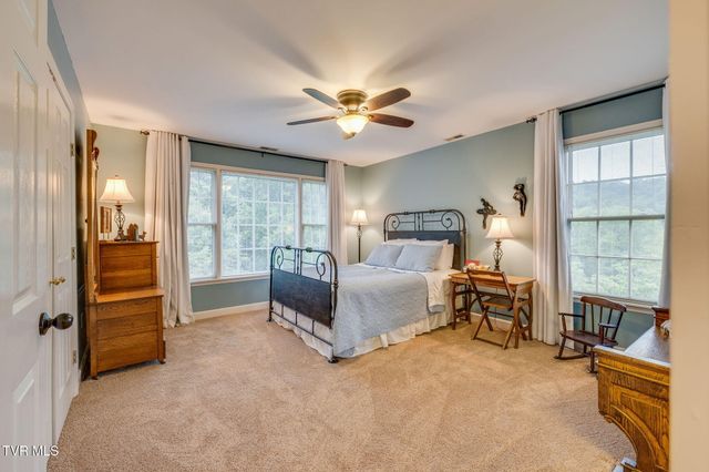 117 Quail Heights Court, Kingsport, TN 37663