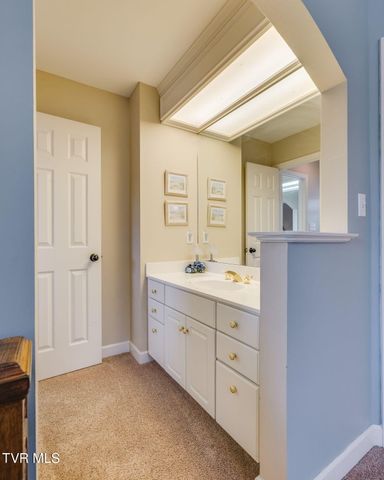 117 Quail Heights Court, Kingsport, TN 37663