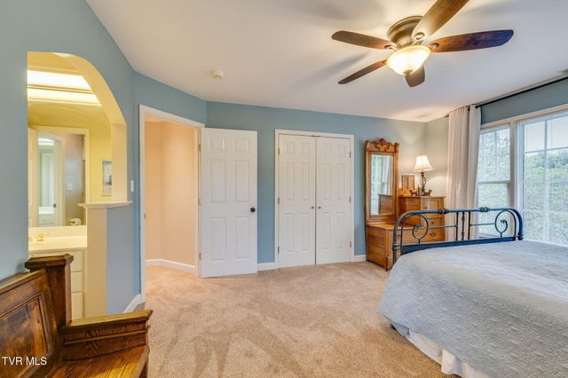 117 Quail Heights Court, Kingsport, TN 37663