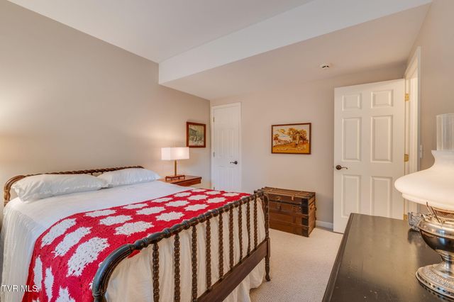 117 Quail Heights Court, Kingsport, TN 37663