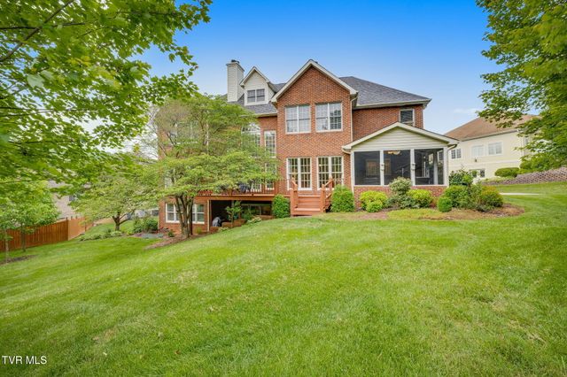 117 Quail Heights Court, Kingsport, TN 37663