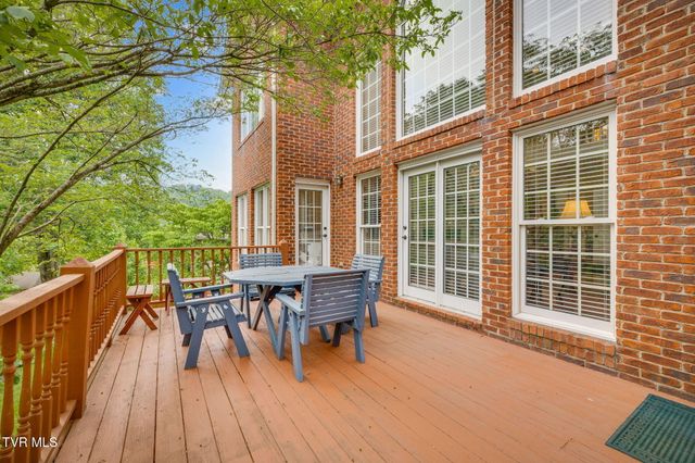 117 Quail Heights Court, Kingsport, TN 37663