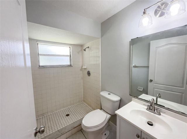 724 HARLAND COURT, Kissimmee, FL 34758