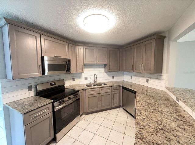 724 HARLAND COURT, Kissimmee, FL 34758