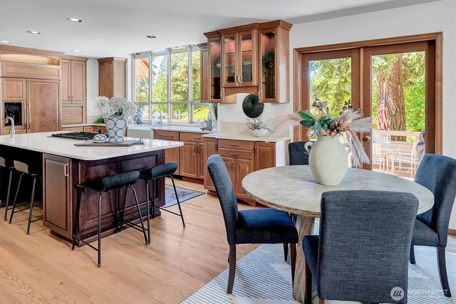 13713 209th Avenue NE, Woodinville, WA 98077
