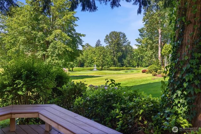 13713 209th Avenue NE, Woodinville, WA 98077