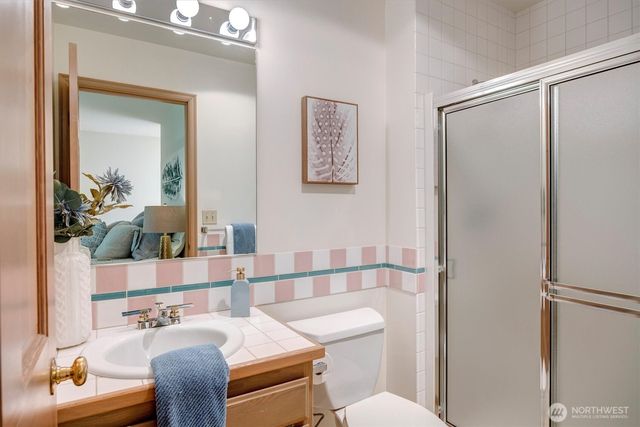 13713 209th Avenue NE, Woodinville, WA 98077