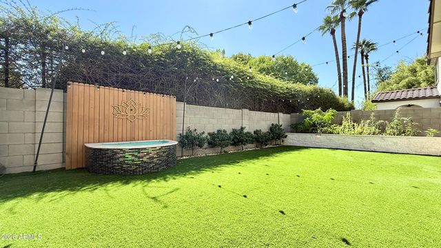 1419 E TOWN AND COUNTRY Lane, Phoenix, AZ 85014