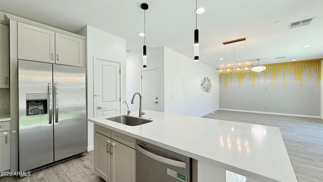 1419 E TOWN AND COUNTRY Lane, Phoenix, AZ 85014
