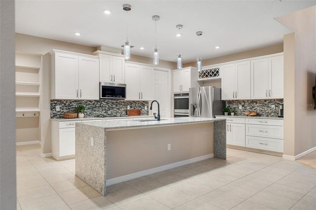 16975 WINGSPREAD LOOP, Winter Garden, FL 34787