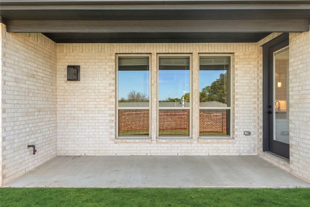 3803 Grace Park Lane, Bedford, TX 76021