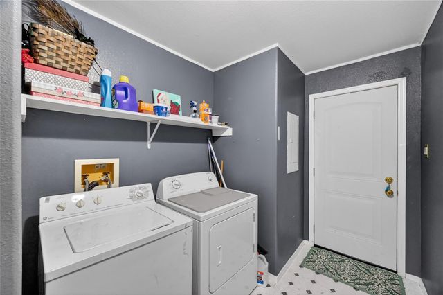 11738 Greencanyon Drive, Houston, TX 77044