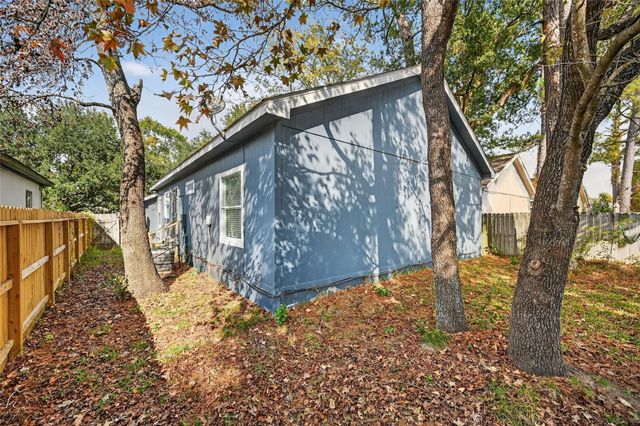 11738 Greencanyon Drive, Houston, TX 77044