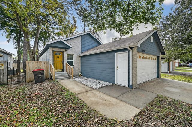11738 Greencanyon Drive, Houston, TX 77044