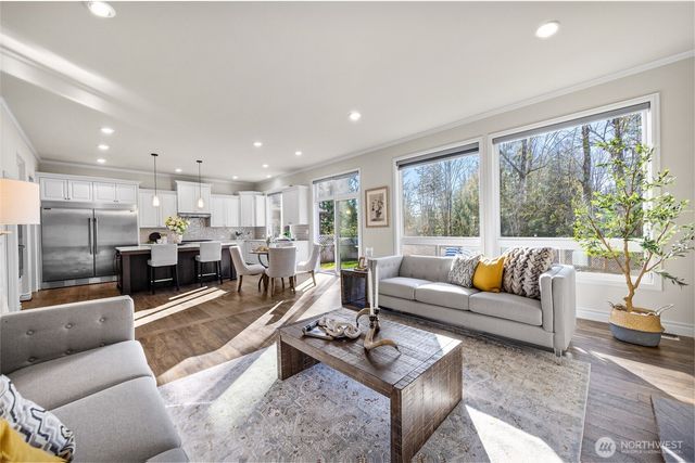 26657 SE 9th Way, Sammamish, WA 98075