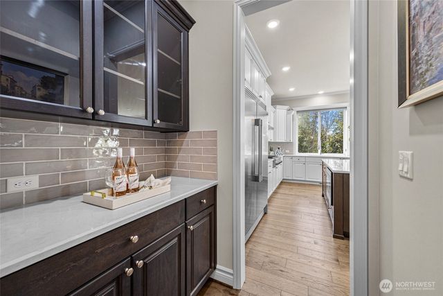 26657 SE 9th Way, Sammamish, WA 98075