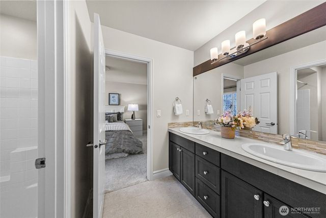 26657 SE 9th Way, Sammamish, WA 98075