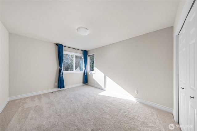 26657 SE 9th Way, Sammamish, WA 98075