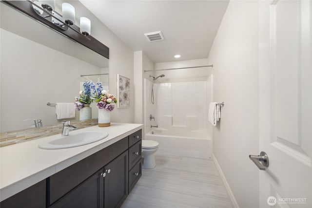 26657 SE 9th Way, Sammamish, WA 98075