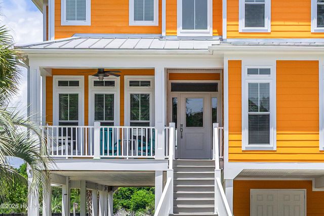 1606 E Yacht Drive, Oak Island, NC 28465