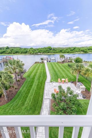 1606 E Yacht Drive, Oak Island, NC 28465