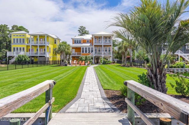 1606 E Yacht Drive, Oak Island, NC 28465