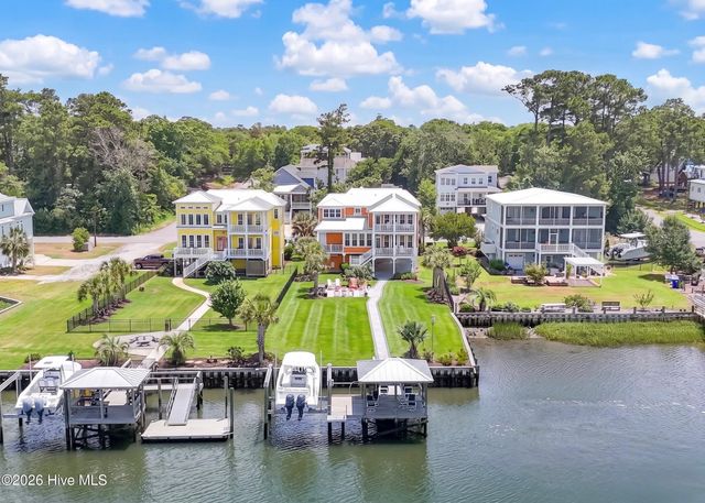 1606 E Yacht Drive, Oak Island, NC 28465