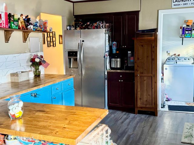 1408 Lawrence Avenue, Toms River, NJ 08757