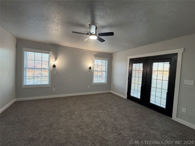 305 W Ash Avenue, Wilburton, OK 74578
