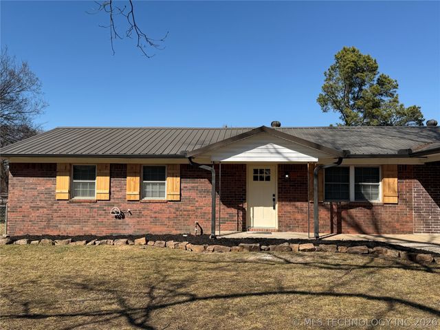 305 W Ash Avenue, Wilburton, OK 74578