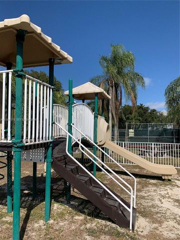 8660 SW 212th Street 305, Cutler Bay, FL 33189