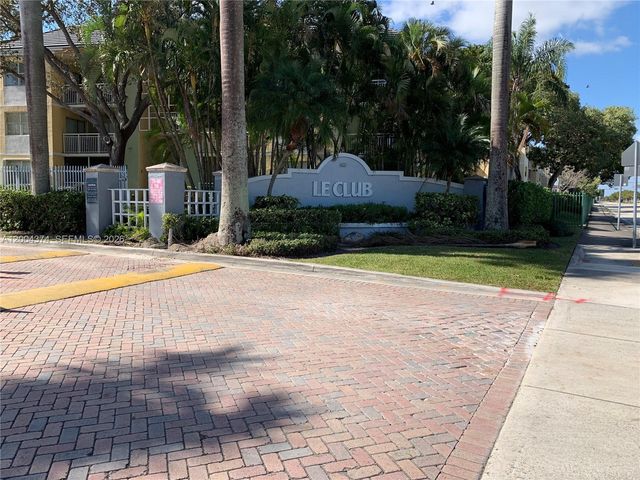 8660 SW 212th Street 305, Cutler Bay, FL 33189