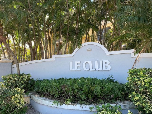 8660 SW 212th Street 305, Cutler Bay, FL 33189