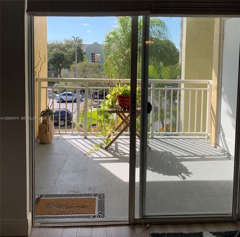 8660 SW 212th Street 305, Cutler Bay, FL 33189