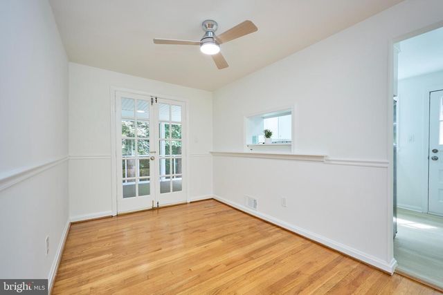 6506 OAKWOOD DR, Falls Church, VA 22041