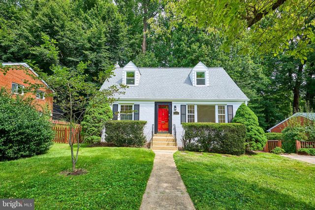 6506 OAKWOOD DR, Falls Church, VA 22041