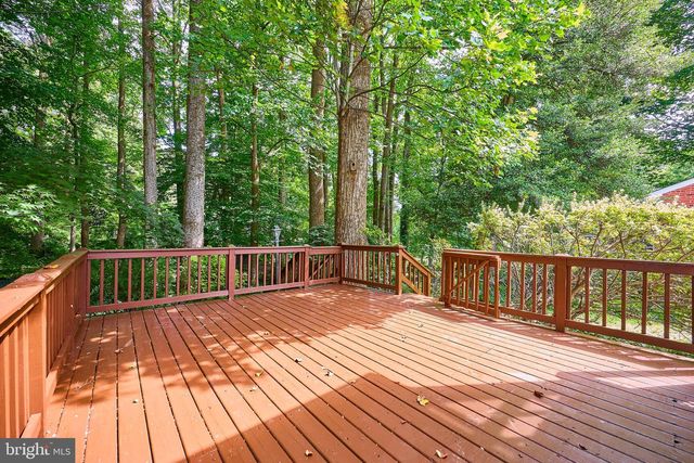 6506 OAKWOOD DR, Falls Church, VA 22041