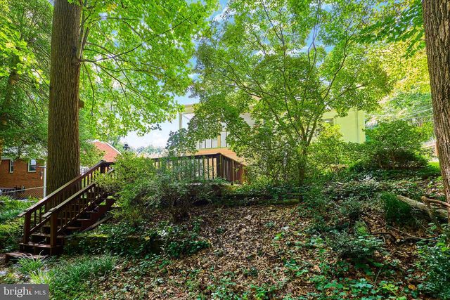 6506 OAKWOOD DR, Falls Church, VA 22041