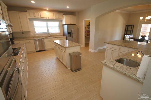 2623 Brochelle Dr, Pace, FL 32571