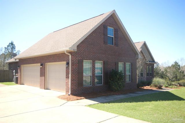 2623 Brochelle Dr, Pace, FL 32571