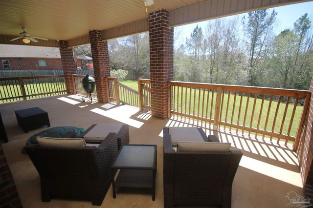 2623 Brochelle Dr, Pace, FL 32571