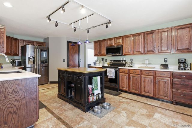 1428 Bellwood Drive, Longmont, CO 80504